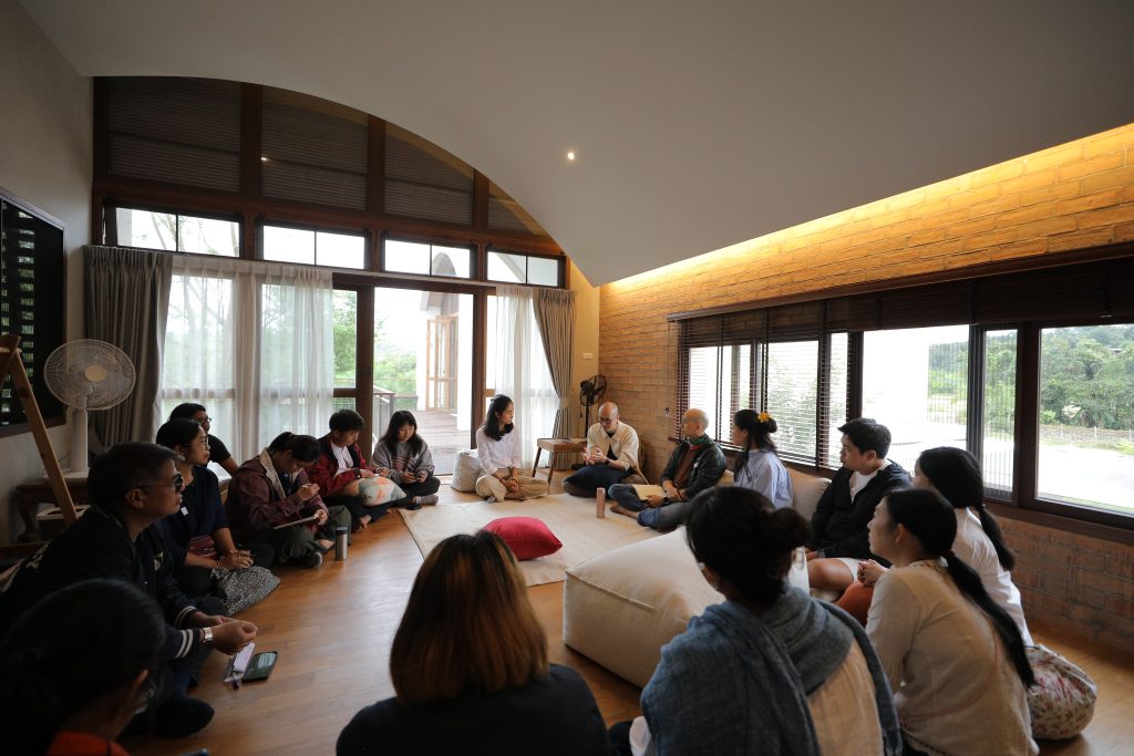 ภาพกิจกรรมให้คำปรึกษาธุรกิจ (Business Clinic) (3)
