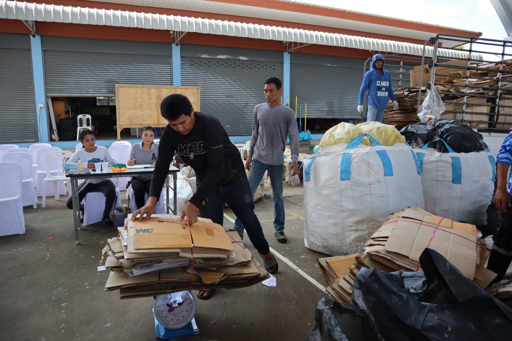 โครงการพลังบ้านปู ฟื้นฟูทะเลไทย (2)